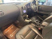 Nissan Qashqai 1.6 Tekna CVT 2WD Euro 5 5dr (AVM) 10