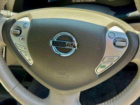 Nissan LEAF TEKNA 360 CAMERA 13