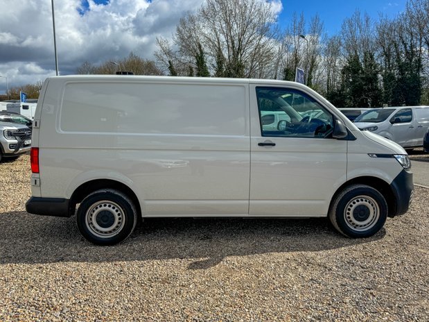 Volkswagen Transporter SWB L1H1 Low Roof Startline T32 Air Con Sensors EURO 6 5