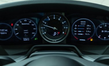 Porsche 911 Carrera (992) 15