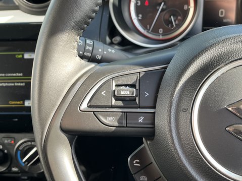 Suzuki Swift 1.2 Dualjet 83 12V Hybrid SZ-L 5dr 23