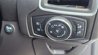 Ford Focus 1.6 Titanium Navigator Hatchback 5dr Petrol Powershift Euro 5 (125 ps) 40