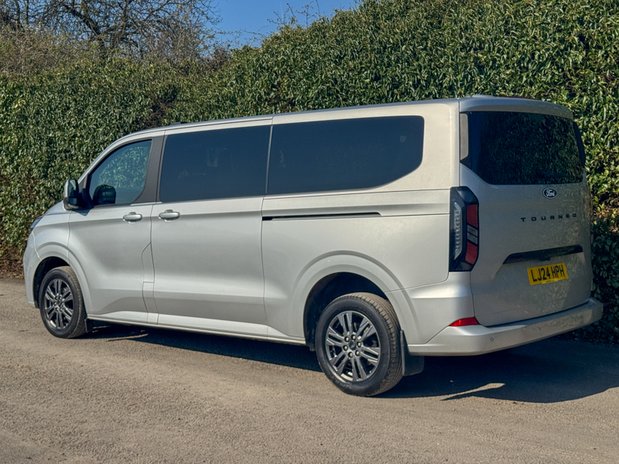 Ford Tourneo Custom Titanium Luxe | 9 Seat | Auto | L2 LWB | 320 | Euro 6 | £31,790 + vat 30