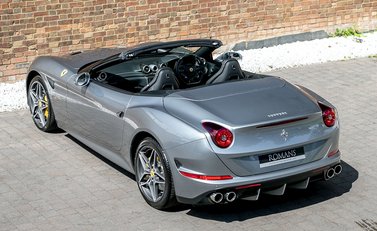 Ferrari California T 5