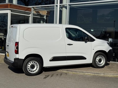 Peugeot Partner BLUEHDI PROFESSIONAL PREMIUM PLUS L1 8