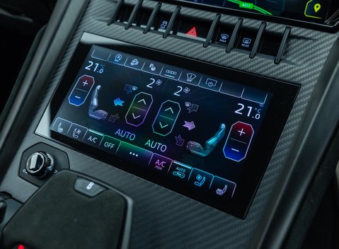 Lamborghini Urus PERFORMANTE 22