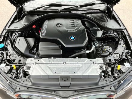 BMW 3 Series 2.0 320i Sport Auto 4dr 