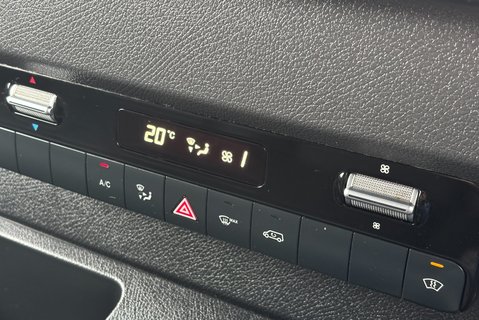 Mercedes-Benz Sprinter 316 Cdi L2 H2 4x4 Panel Van with Air Con & Leather 19