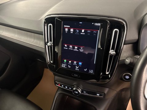 Volvo XC40 1.5h T5 Twin Engine Recharge 10.7kWh Inscription Pro Auto Euro 6 (s/s) 5dr 19