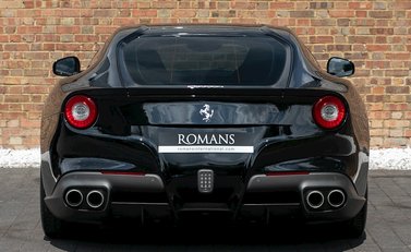 Ferrari F12 Berlinetta 5