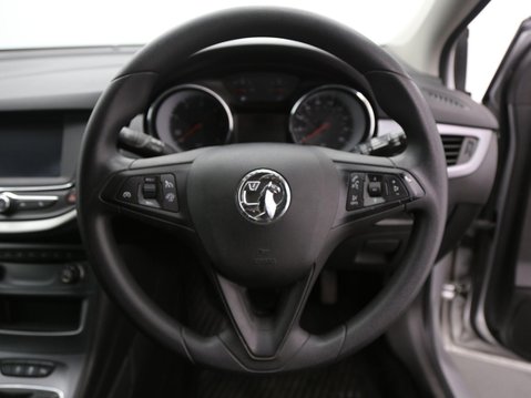 Vauxhall Astra 1.6 CDTi BlueInjection Design Sports Tourer Euro 6 (s/s) 5dr 10