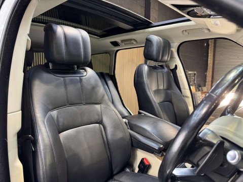 Land Rover Range Rover 3.0 Range Rover Vogue SDV6 Auto 4WD 5dr 47
