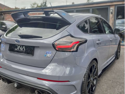 Ford Focus 2.3 Focus RS 4WD 5dr 28