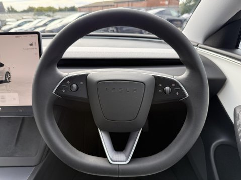 Tesla Model 3 Saloon 4dr Electric Auto RWD (208 ps) 32