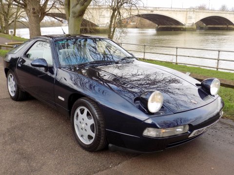 Porsche 928 GT 38