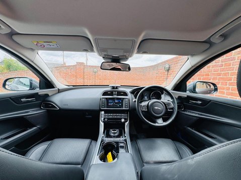 Jaguar XE 2.0d Portfolio Saloon 4dr Diesel Auto Euro 6 (s/s) (180 ps) 15