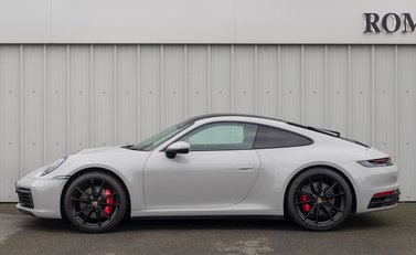 Porsche 911 Carrera S (992) 2