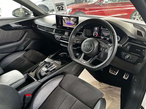 Audi A4 2.0 TDI 35 Black Edition S Tronic Euro 6 (s/s) 5dr 27