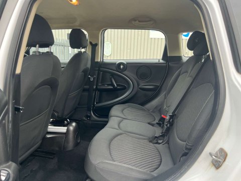 Mini Countryman 2.0 Countryman Cooper SD ALL4 Auto 4WD 5dr 30