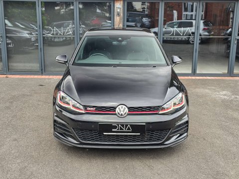 Volkswagen Golf 2.0 Golf GTi Performance TSi Semi-Auto 5dr 29