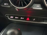 Audi TT 2.0 TFSI Black Edition Coupe 3dr Petrol S Tronic quattro Euro 6 (s/s) (230 46