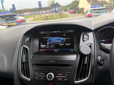 Ford Focus 1.5 TDCi Titanium Euro 6 (s/s) 5dr 8