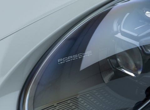 Porsche 911 Targa 4 GTS (992) 35