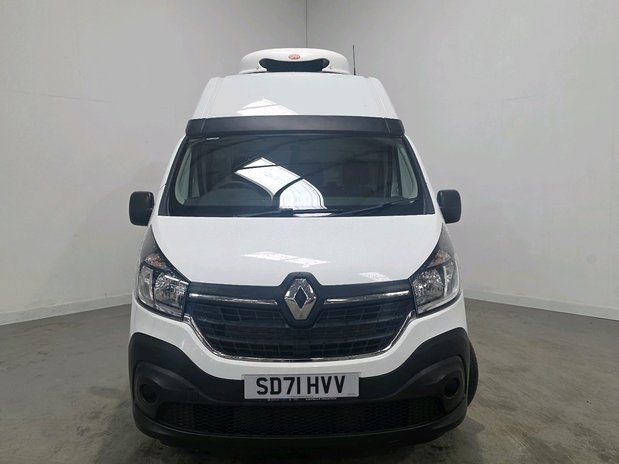 Renault Trafic TRAFIC SWB DIESEL dCi 145 High Roof Business Fridge Van 16