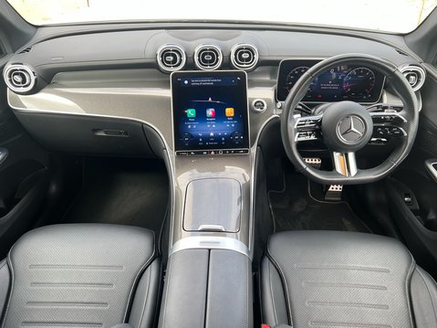 Mercedes-Benz GLC GLC 300 4MATIC AMG LINE MHEV 10