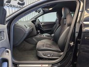 Audi RS4 4.2 FSI V8 Estate 5dr Petrol S Tronic quattro Euro 5 (450 ps) 41