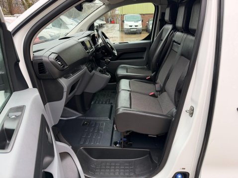 Citroen Dispatch 1.5 BlueHDi 1000 Enterprise Pro M FWD 2 Euro 6 (s/s) 6dr 32