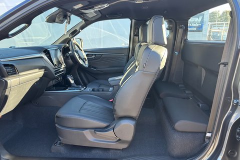 Isuzu D-Max DL40 4x4 Extended Cab 2.2 Automatic Pickup - In Stock! 10