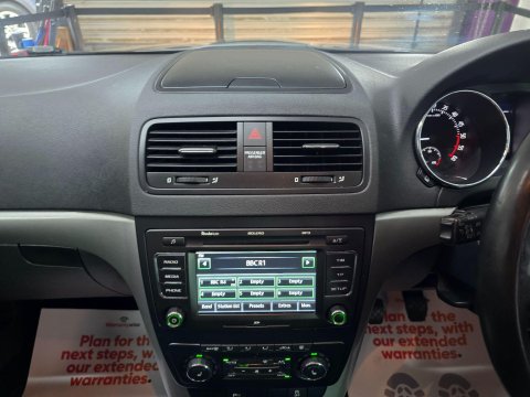 Skoda Yeti 2.0 TDI Elegance Euro 5 5dr 23