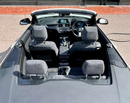 BMW 2 Series 2.0 220i M Sport Auto 2dr 6