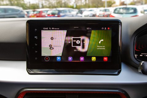 SEAT Arona ECOTSI FR 21