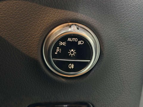 Mercedes-Benz GLC 2.0 GLC220dh MHEV AMG Line (Premium) SUV 5dr Diesel Hybrid G-Tronic+ 4MATIC 57