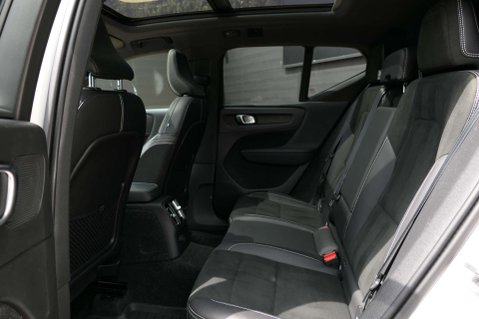 Volvo XC40 1.5 XC40 R-Design T4 Recharge Auto 5dr 39