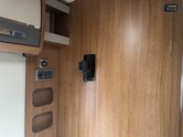 Auto-Trail Comanche Frontier|4 Berth|2 Belts|AUTO|Rear Single Beds|Hab 28