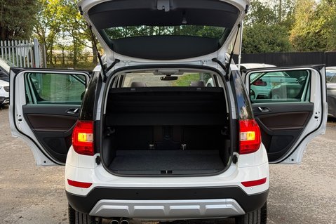 Skoda Yeti Outdoor LAURIN AND KLEMENT TDI DSG - RARE CAR - PAN ROOF -APPLE CARPLAY -8 SERVICES 23