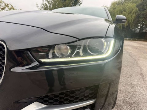 Jaguar XE 2.0 XE R-Sport D AWD Auto 4WD 4dr 46