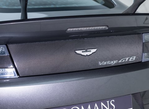 Aston Martin Vantage GT8 37
