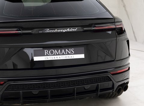 Lamborghini Urus 25