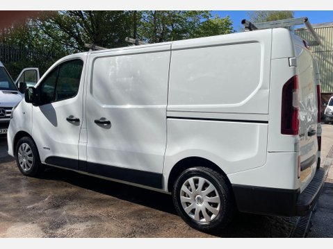 Renault Trafic 1.6 dCi 27 Business+ Panel Van 5dr Diesel Manual SWB Standard Roof Euro 5 ( 14