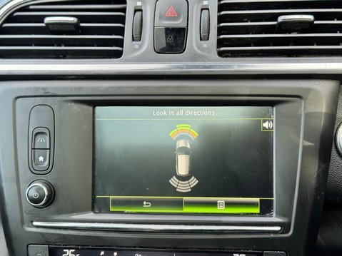 Renault Kadjar 1.5 dCi Signature Nav Euro 6 (s/s) 5dr 22