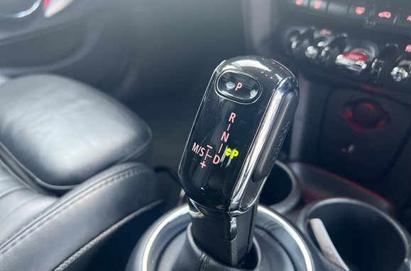 Mini Hatch COOPER EXCLUSIVE 5 DOOR AUTOMATIC 21