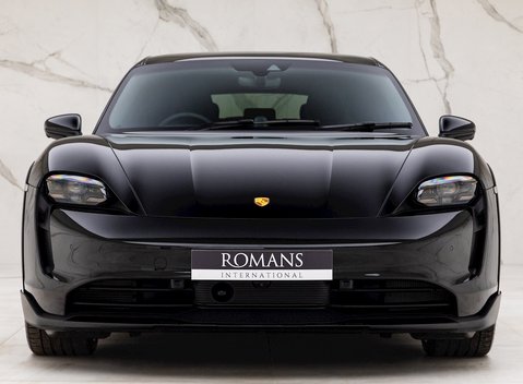 Porsche Taycan 4S Cross Turismo 4