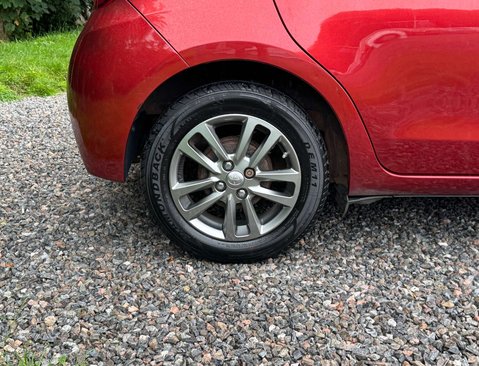 Toyota Yaris 1.3 Yaris Icon VVT-i 5dr 13