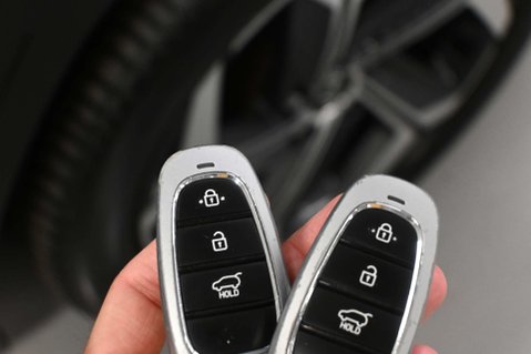 Hyundai TUCSON 1.6 Tucson Premium TGDi HEV Auto 5dr 15