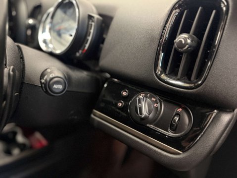Mini Countryman 2.0 Countryman Cooper SD Auto 5dr 16
