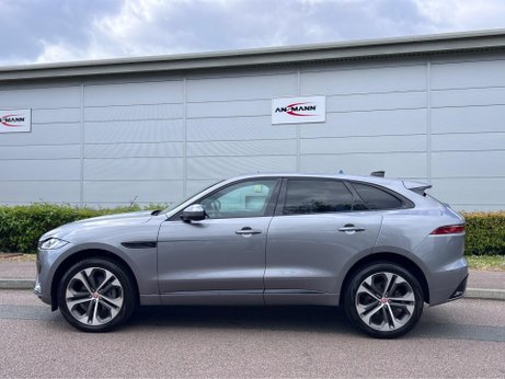 Jaguar F-Pace 2.0 D200 MHEV R-Dynamic HSE Auto AWD Euro 6 (s/s) 5dr 3